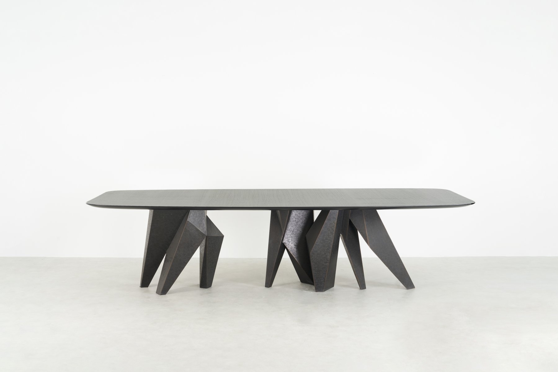 Tessilated_-_Dining_Table_-_06.jpg